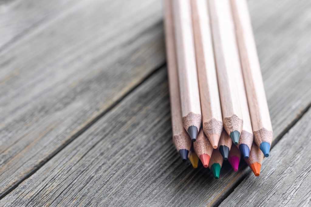 ¿Qué tipos de lápices se usan en el dibujo artístico
